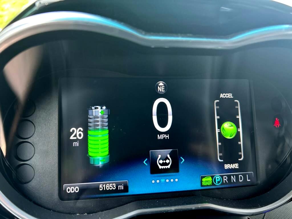 2015 Chevrolet Spark EV LT photo 20