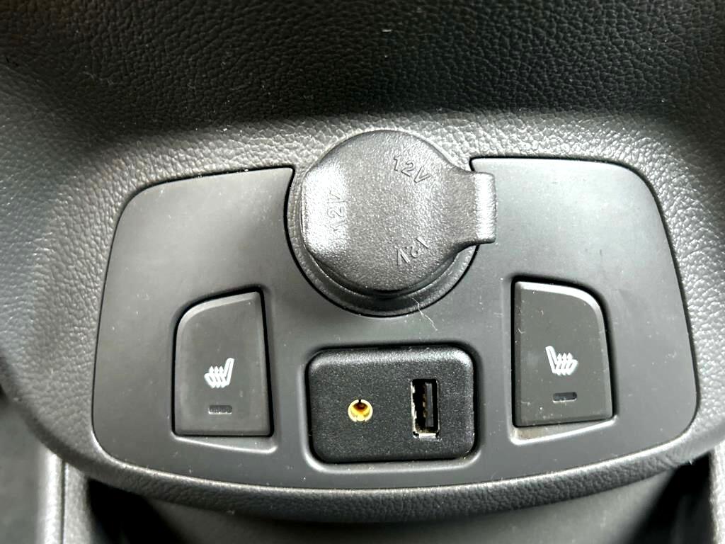 2015 Chevrolet Spark EV LT photo 25