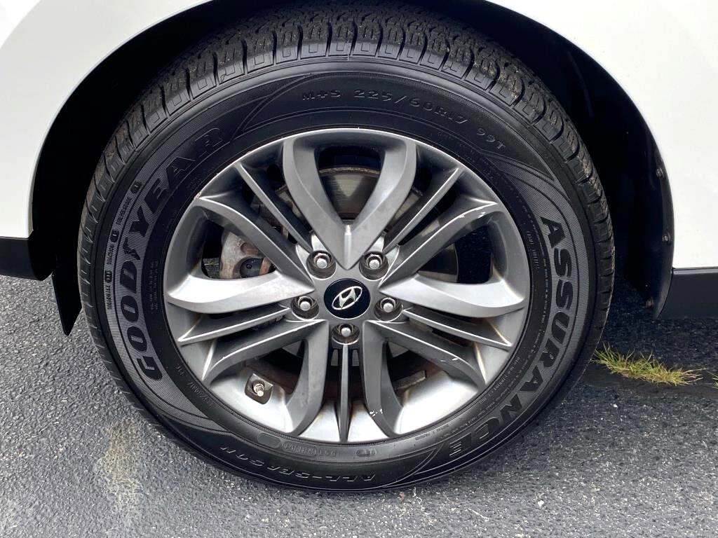 2015 Hyundai Tucson SE photo 11