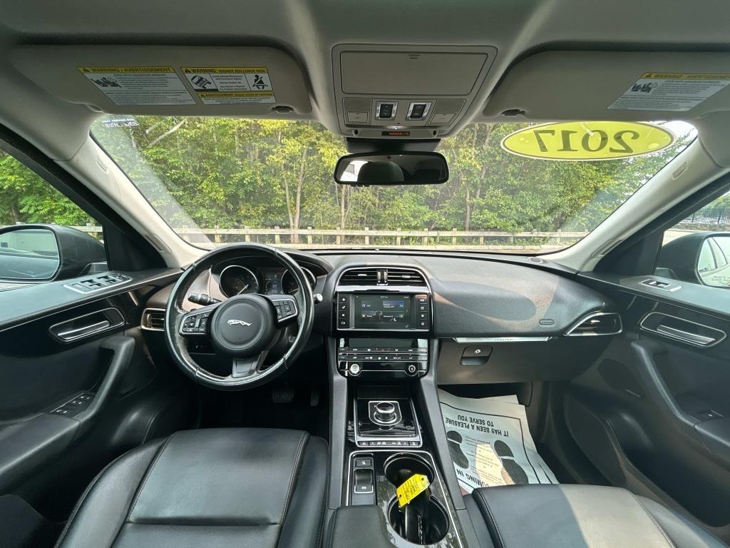 Jaguar F-Pace  2017