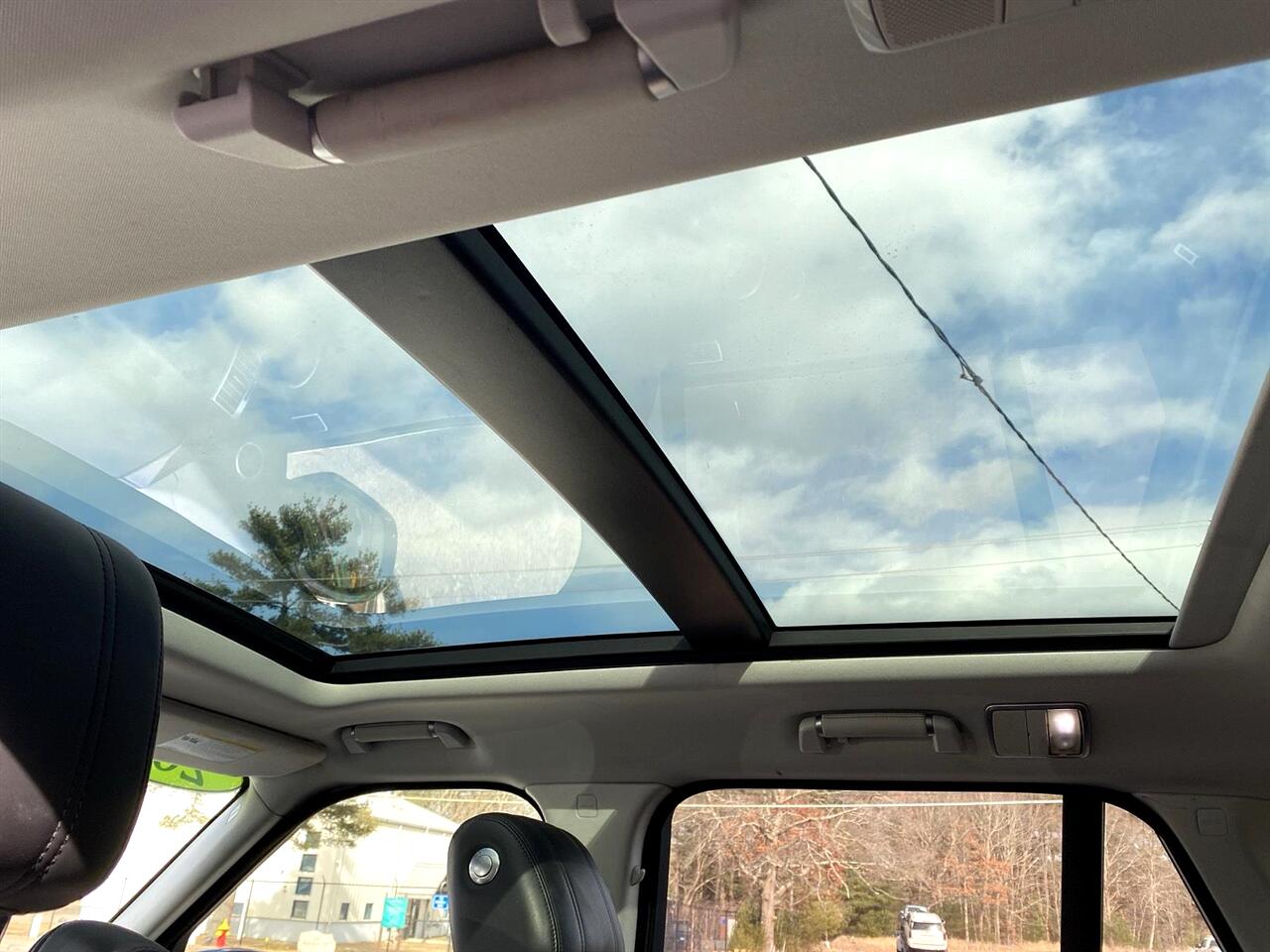 2014 Land Rover Range Rover HSE photo 7