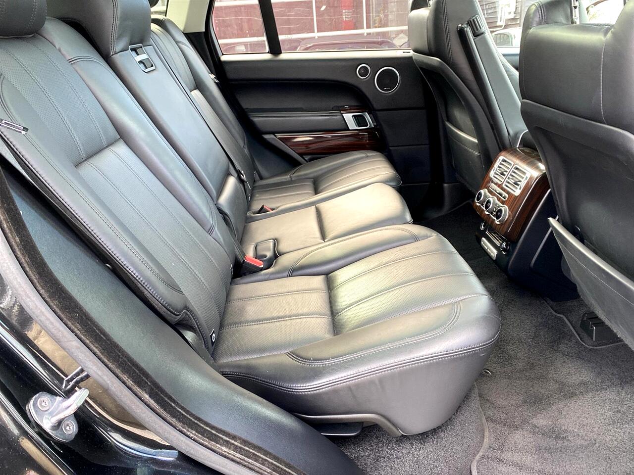 2014 Land Rover Range Rover HSE photo 13