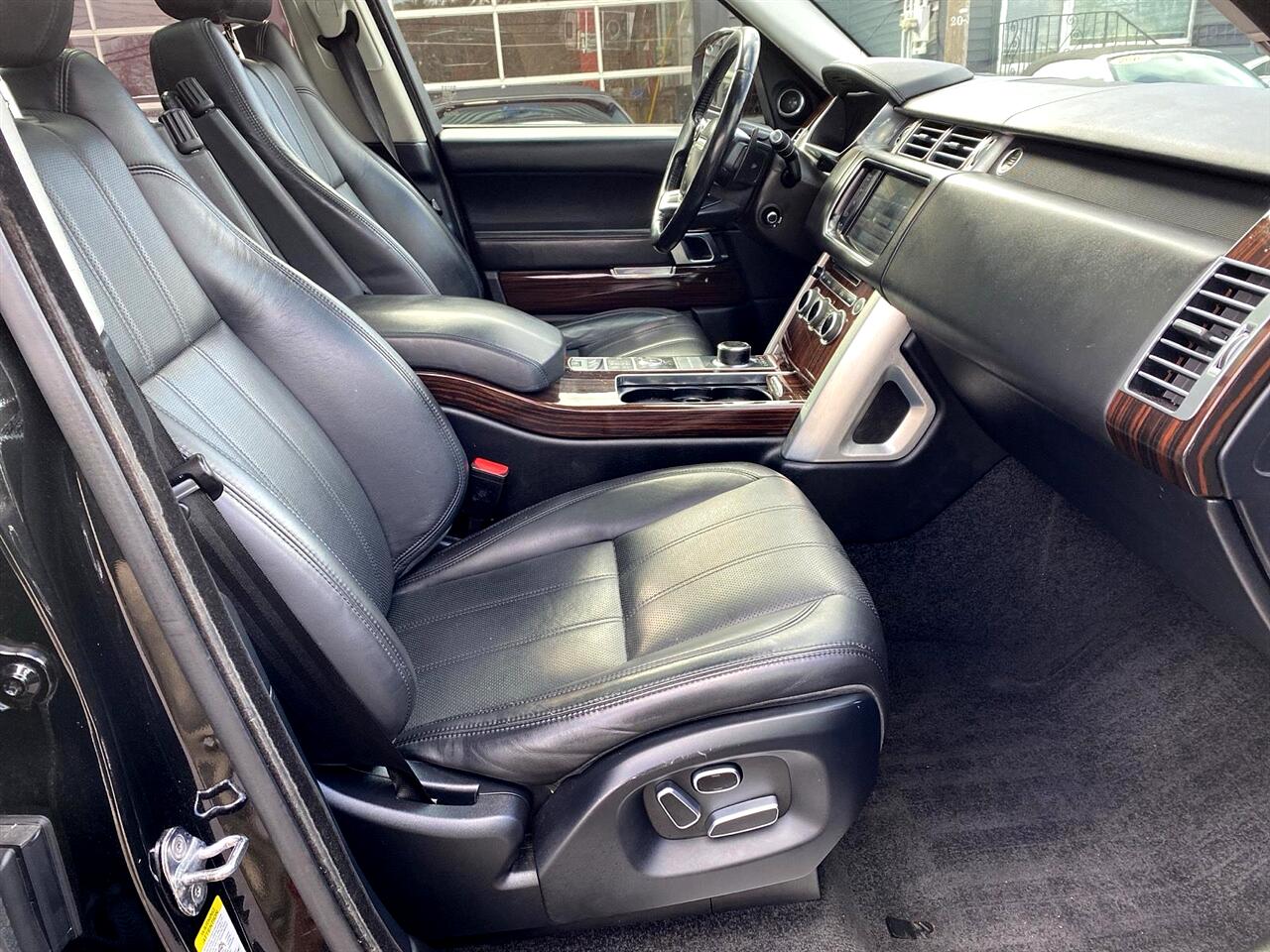 2014 Land Rover Range Rover HSE photo 14