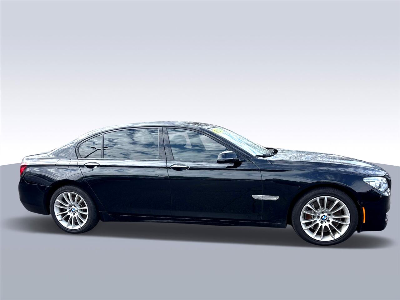 2015 Bmw B7 photo 2