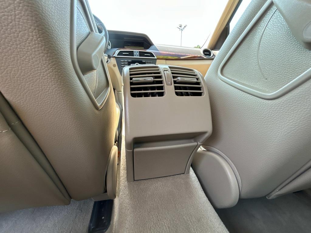 Mercedes-Benz C-Class  2012