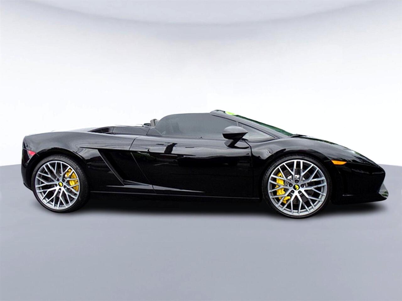 2011 Lamborghini Gallardo LP560-4 Spyder photo 2