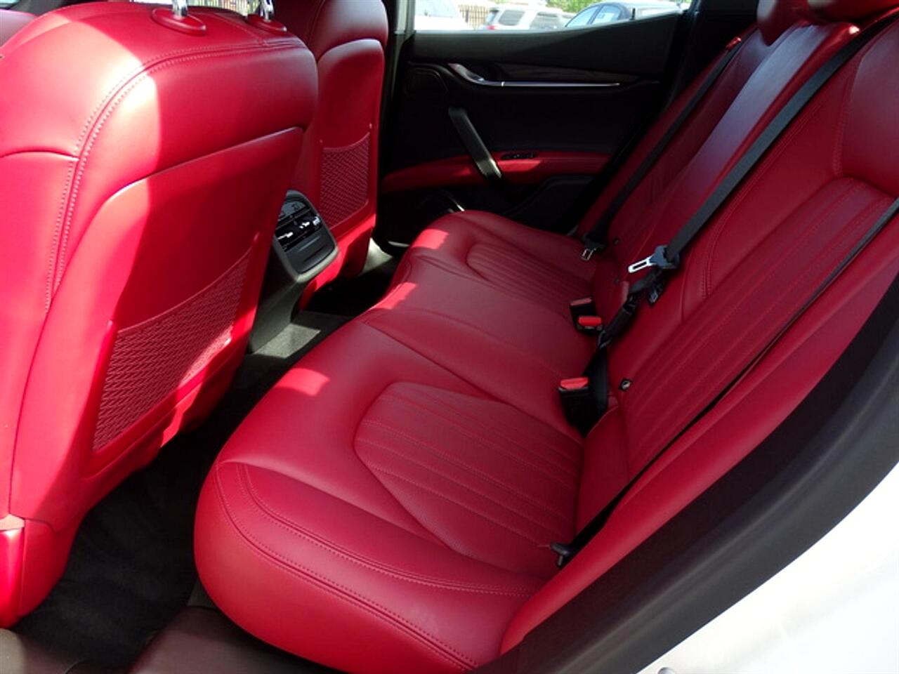 2018 Maserati Ghibli S Q4 photo 6
