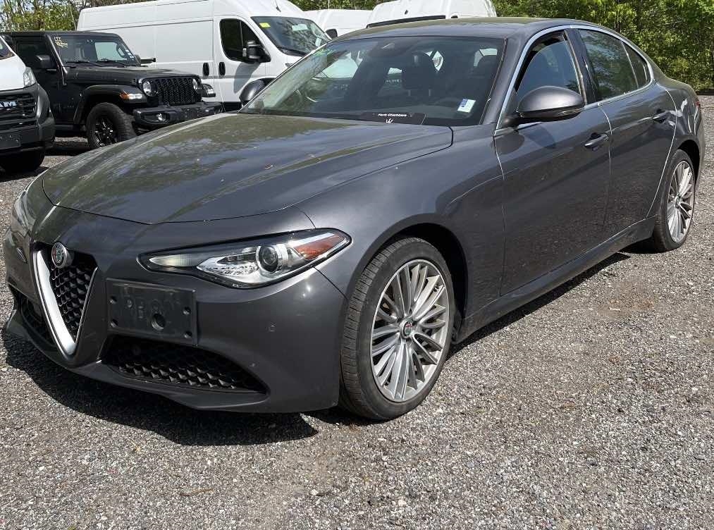 2017 Alfa Romeo Giulia Ti AWD
