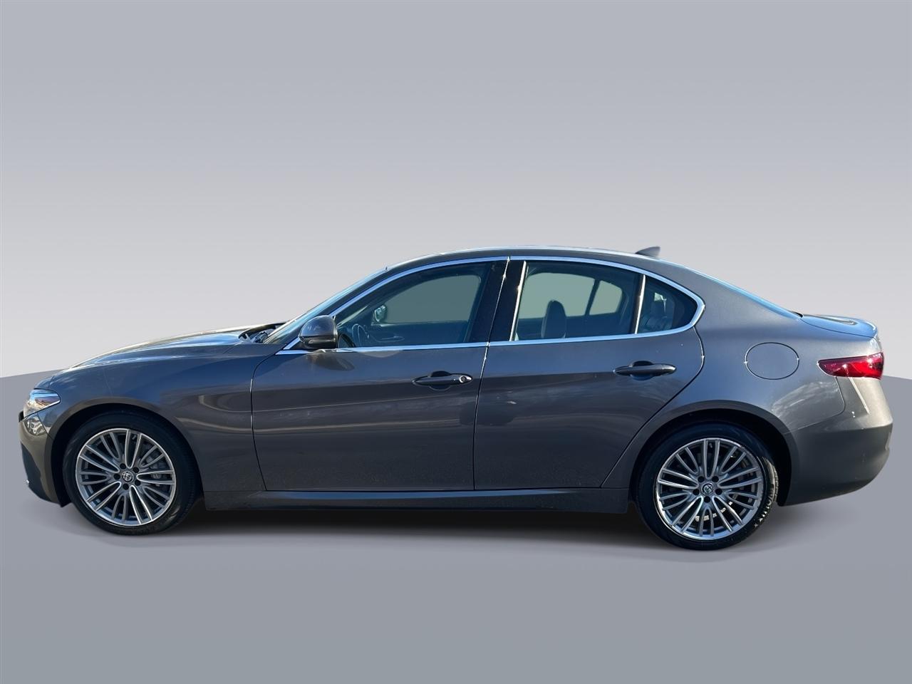 Alfa Romeo Giulia  2017