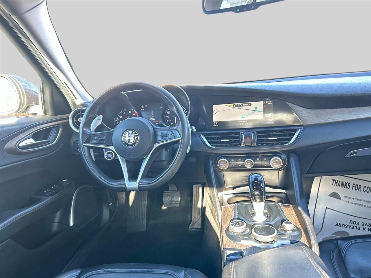 Alfa Romeo Giulia  2017