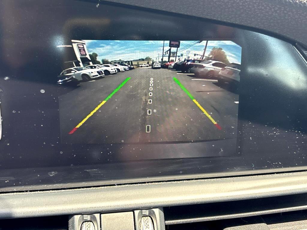 2019 Alfa Romeo Giulia photo 16
