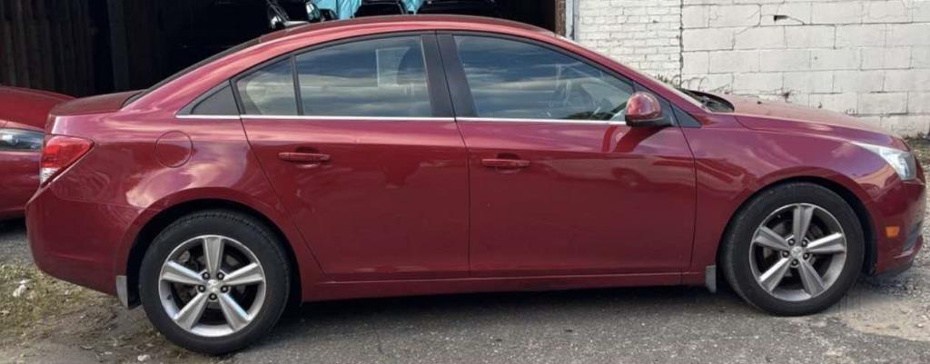 Chevrolet Cruze  2012