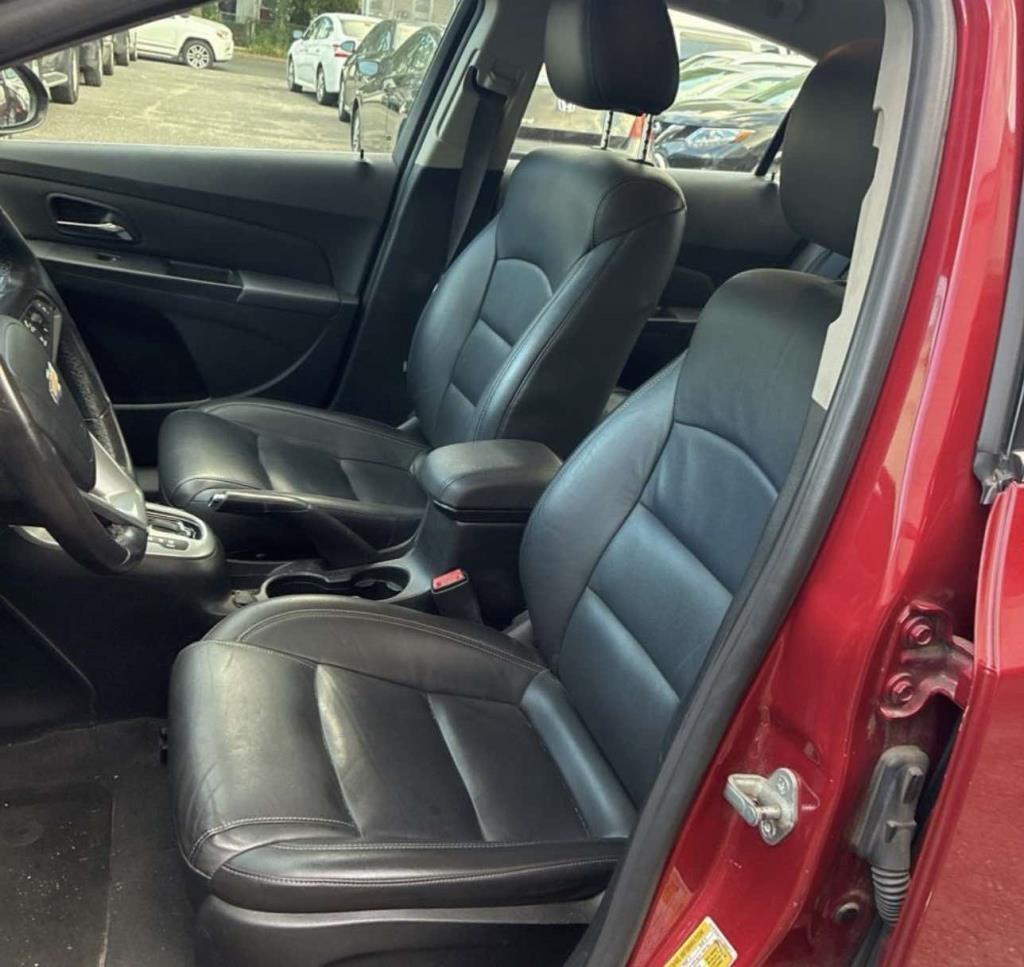 Chevrolet Cruze  2012