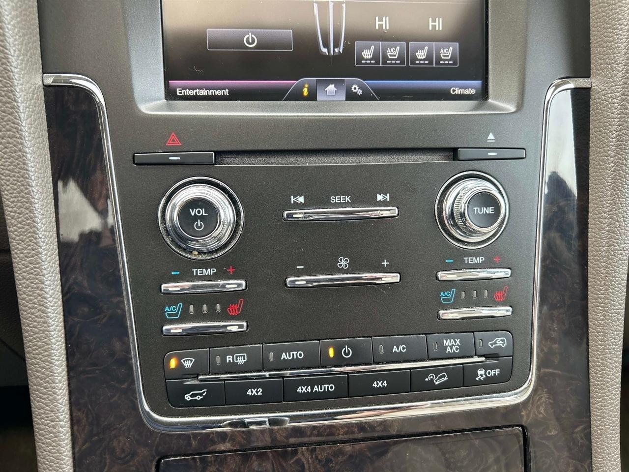 Lincoln Navigator  2015