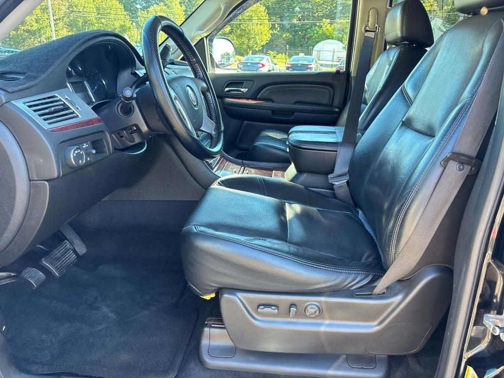 Cadillac Escalade  2008