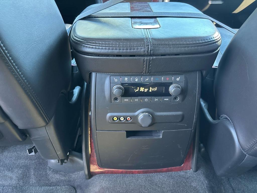 Cadillac Escalade  2008