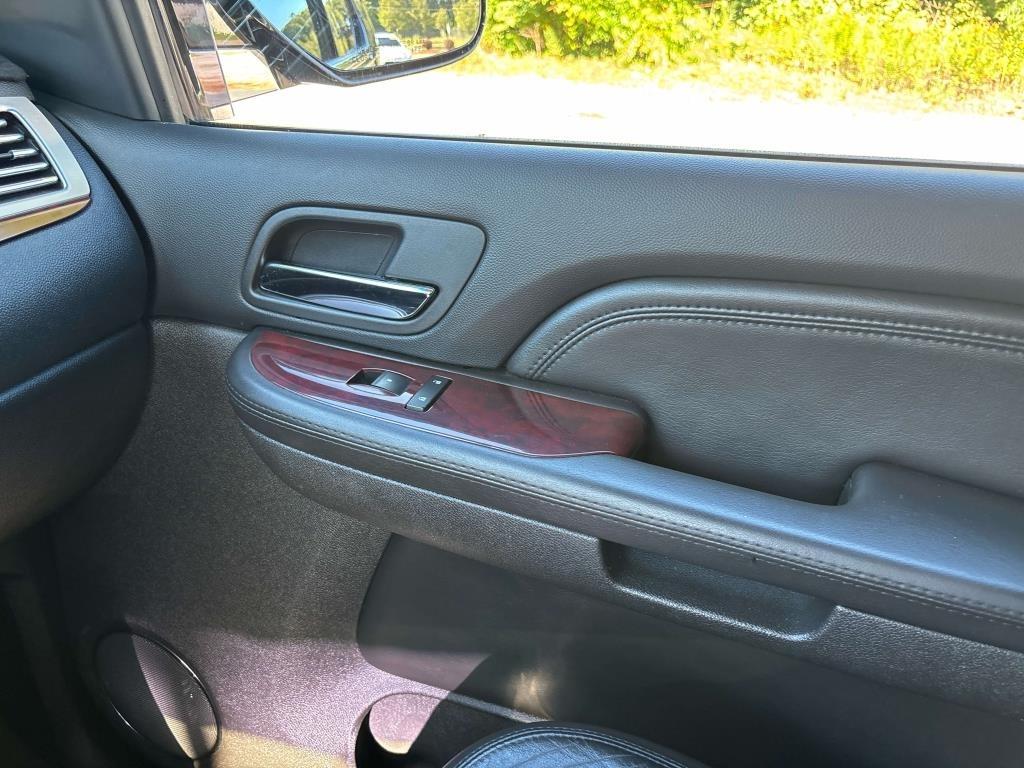 Cadillac Escalade  2008