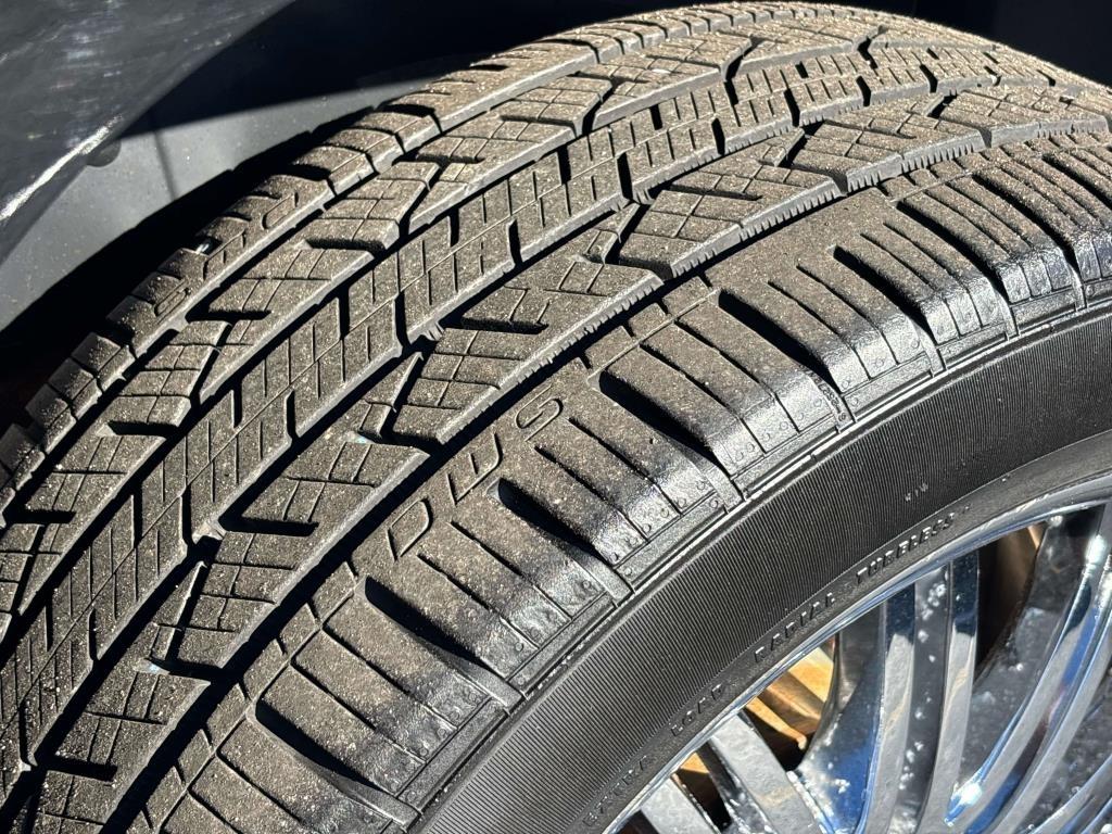 Cadillac Escalade  2008