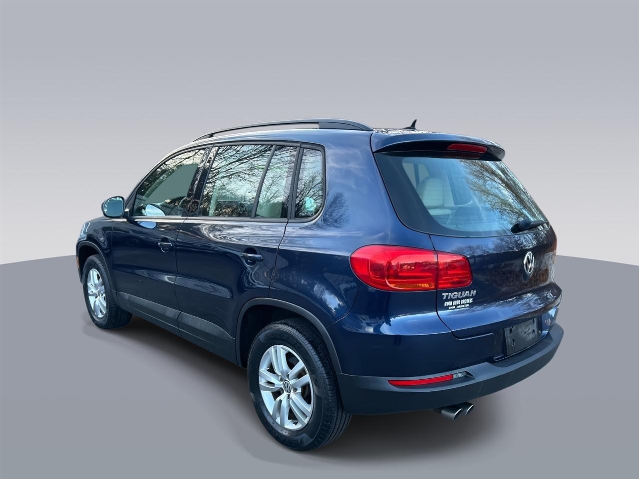 Volkswagen Tiguan  2016