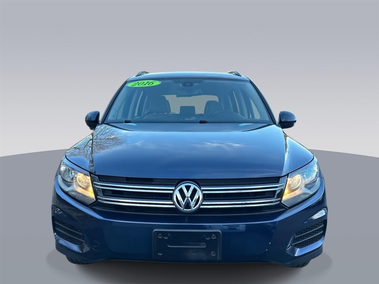 Volkswagen Tiguan  2016