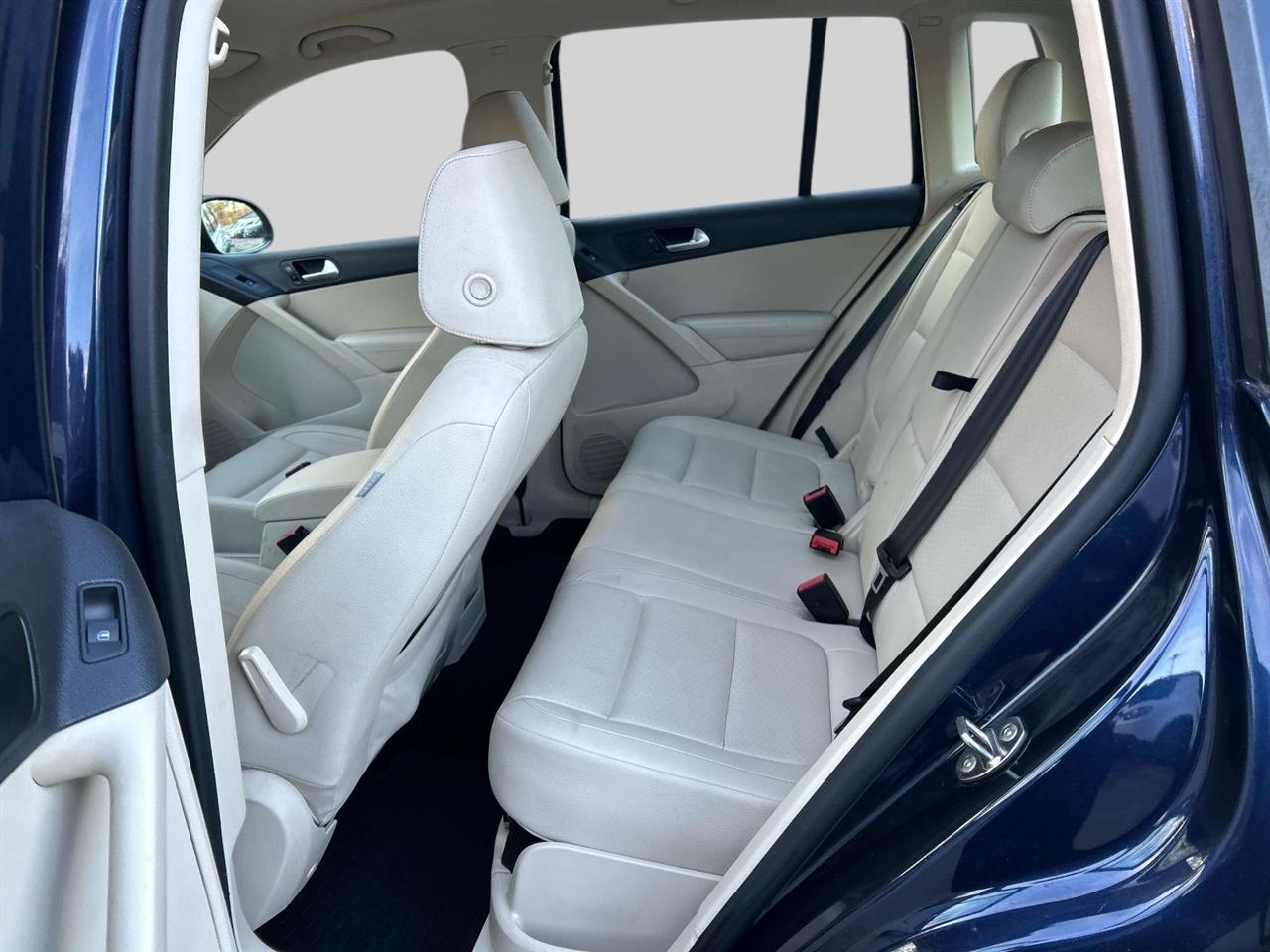 Volkswagen Tiguan  2016