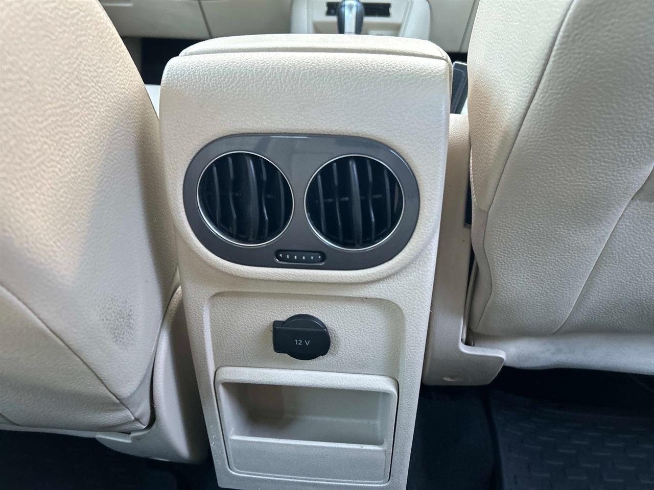 Volkswagen Tiguan  2016