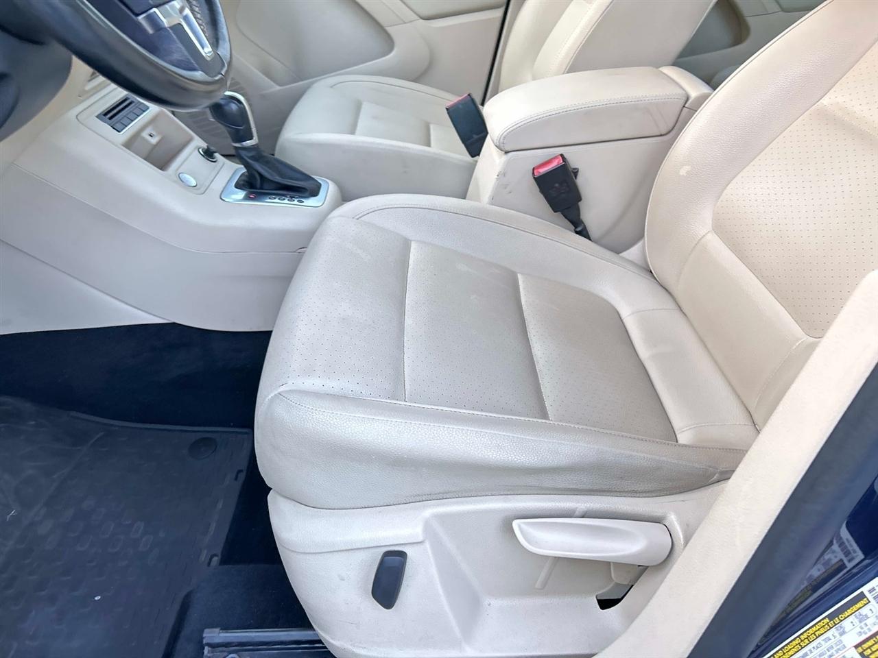 Volkswagen Tiguan  2016