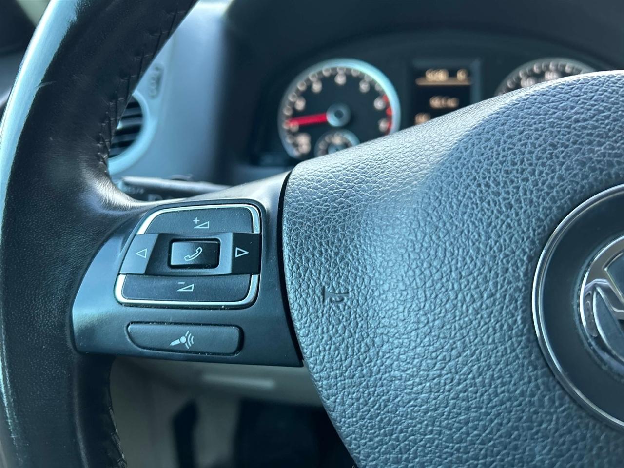 Volkswagen Tiguan  2016