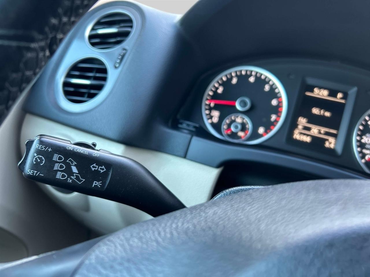 Volkswagen Tiguan  2016