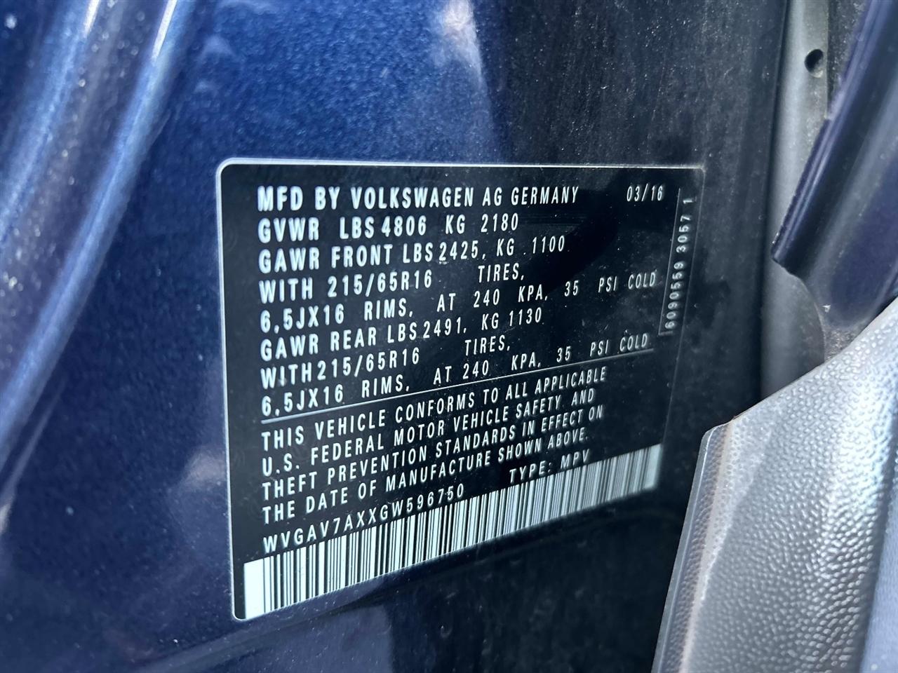 Volkswagen Tiguan  2016