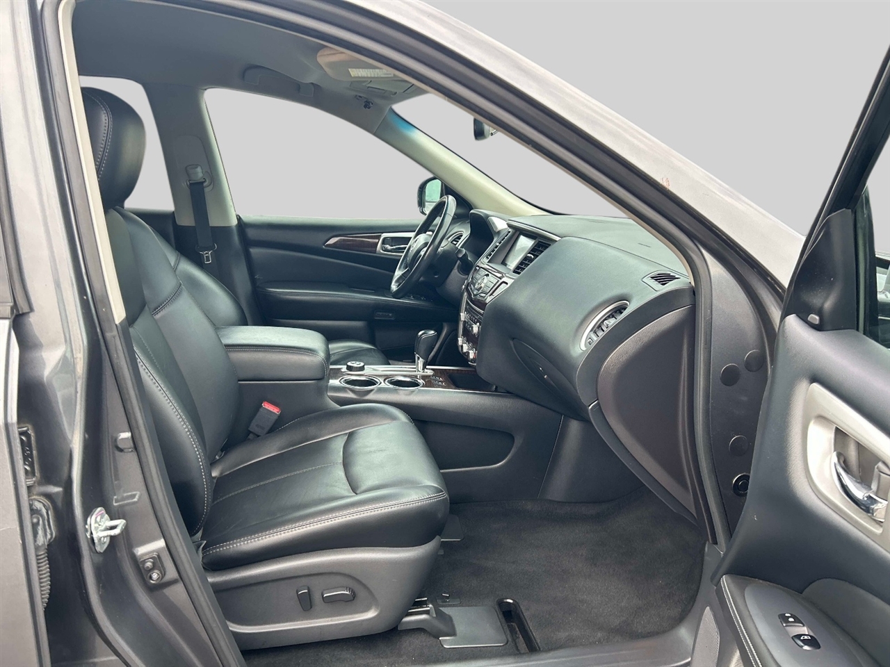 Nissan Pathfinder  2015