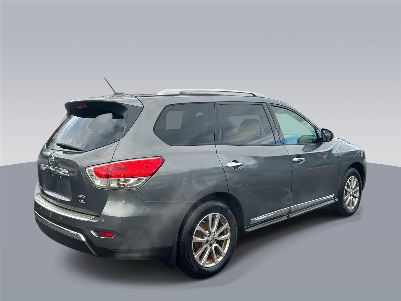 Nissan Pathfinder  2015