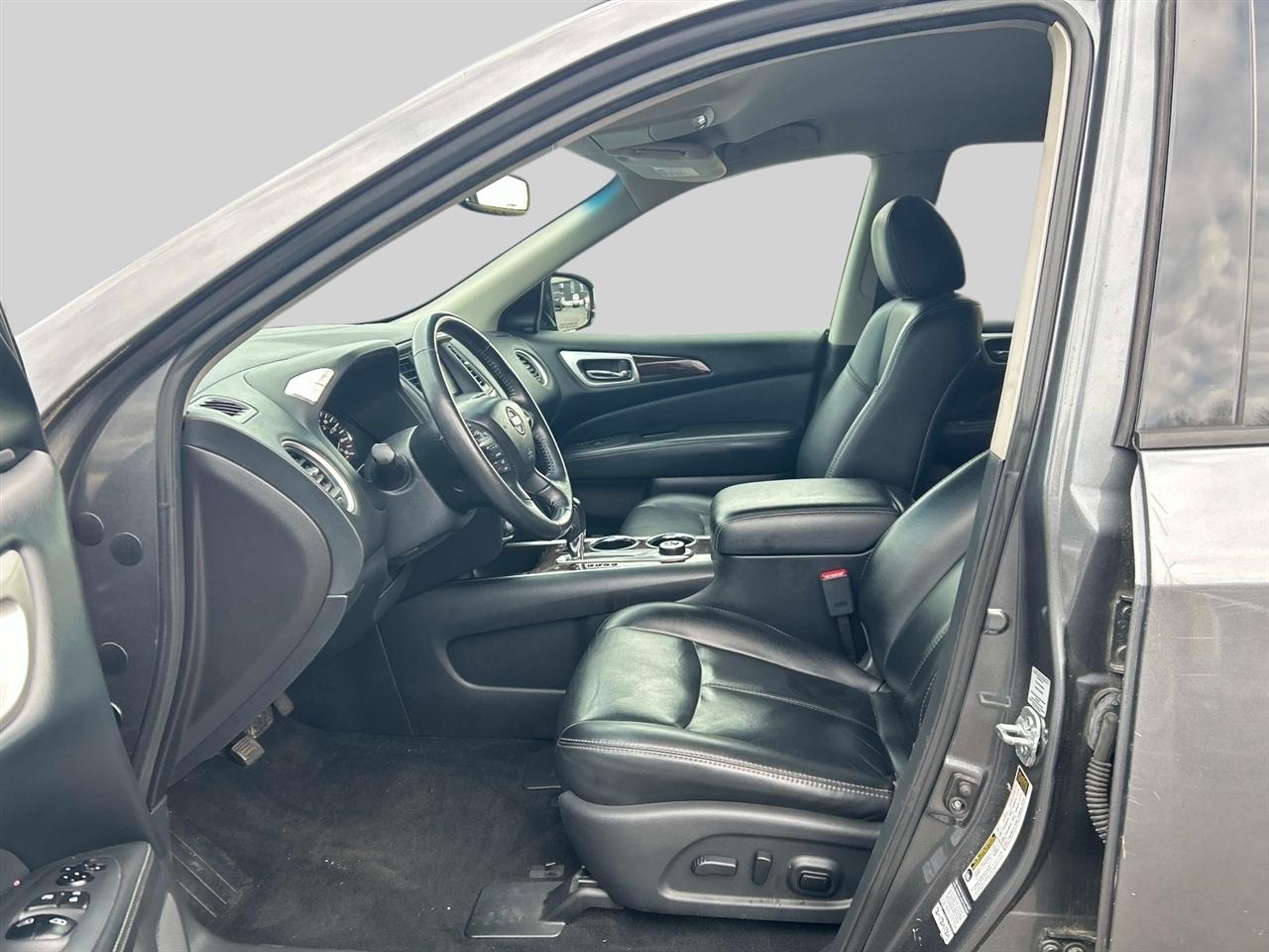 Nissan Pathfinder  2015