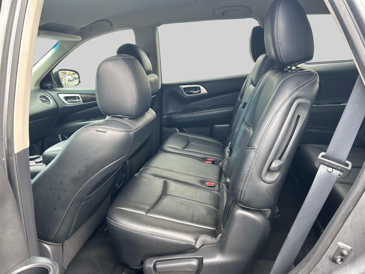 Nissan Pathfinder  2015