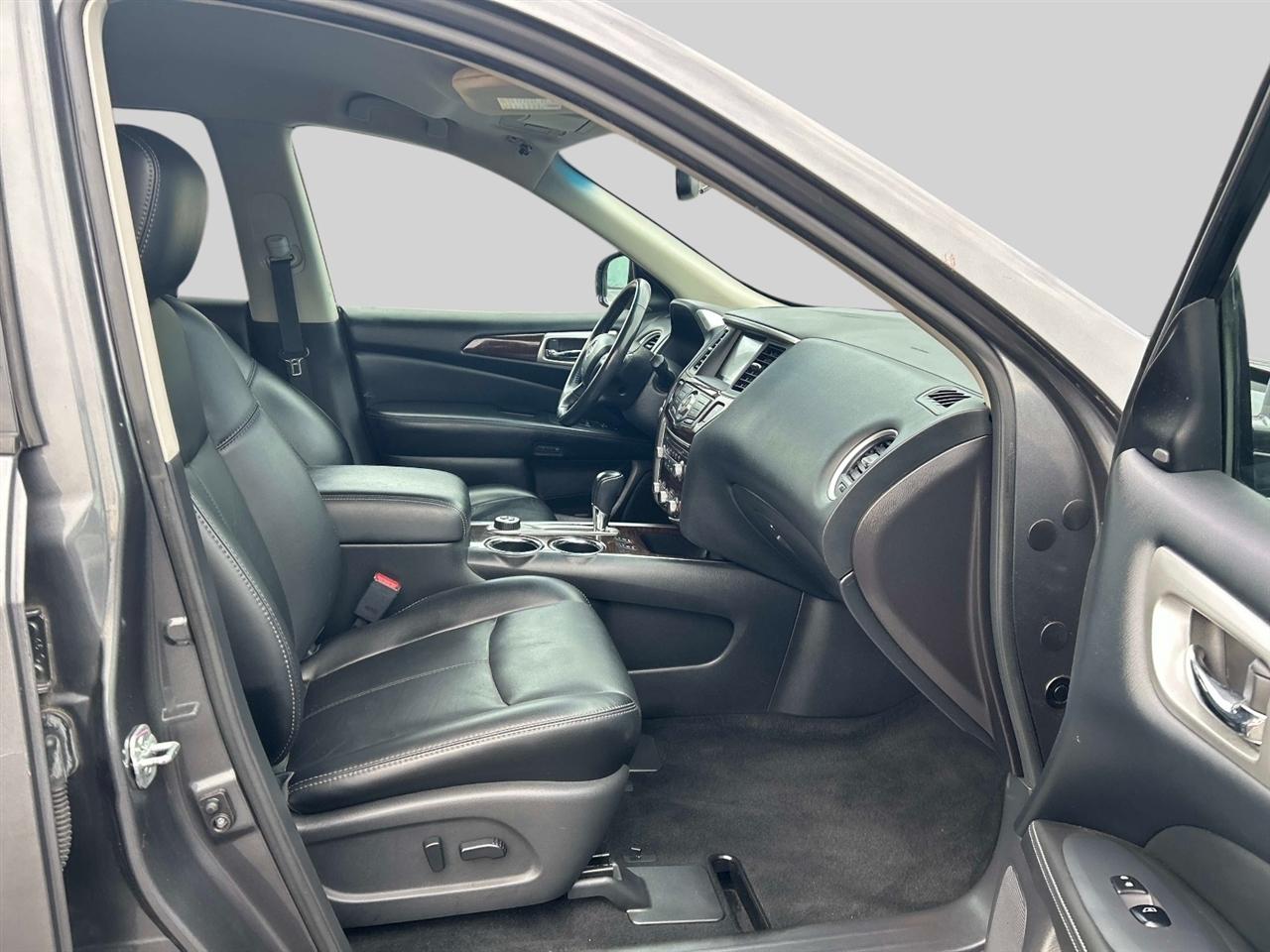 Nissan Pathfinder  2015