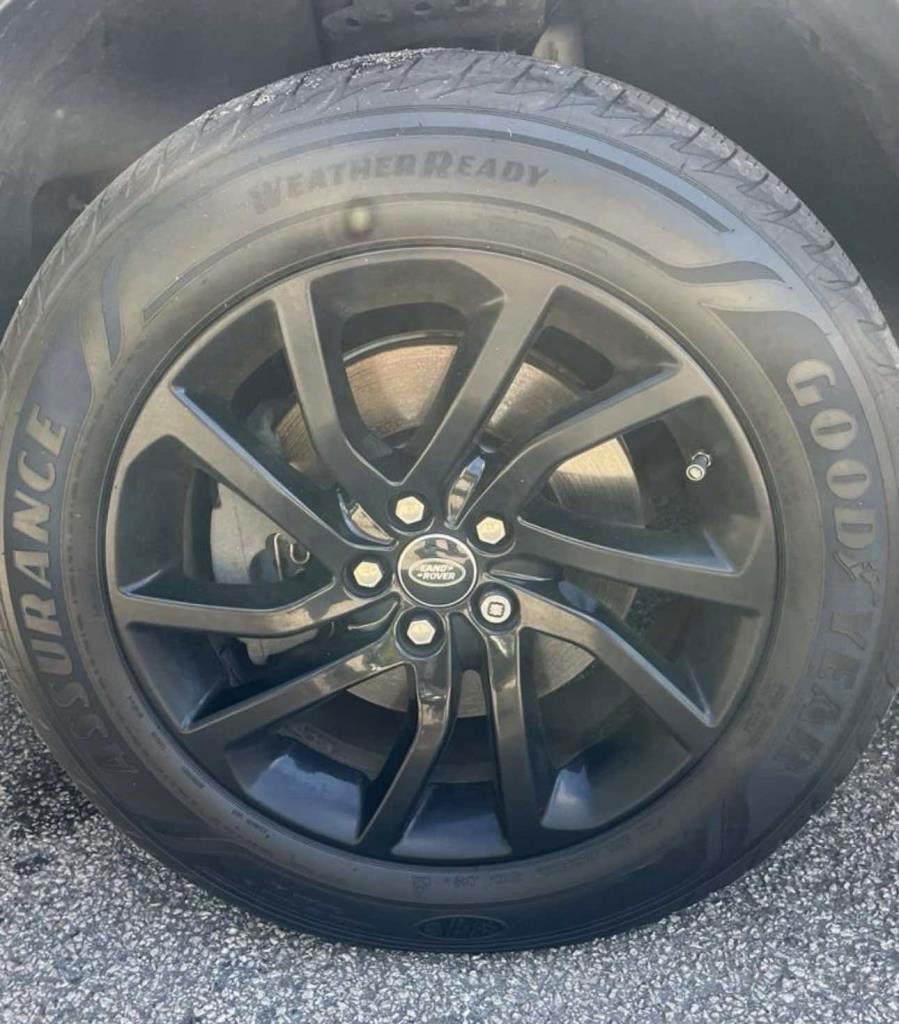 Land Rover Discovery Sport  2018