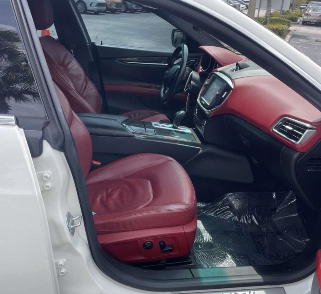 2014 Maserati Ghibli S Q4 photo 3