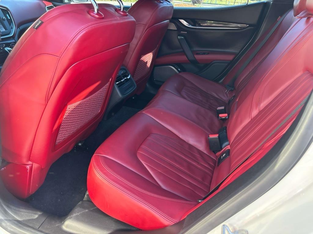 Maserati Ghibli  2014