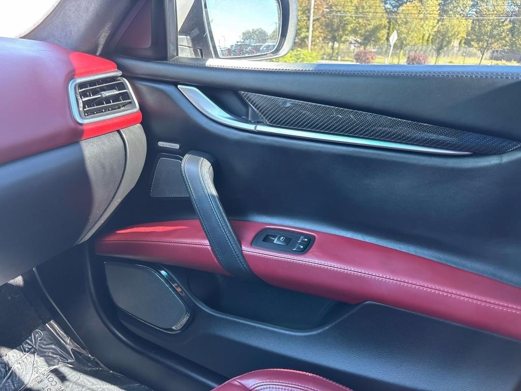 Maserati Ghibli  2014