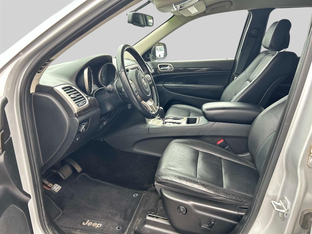 Jeep Grand Cherokee  2013