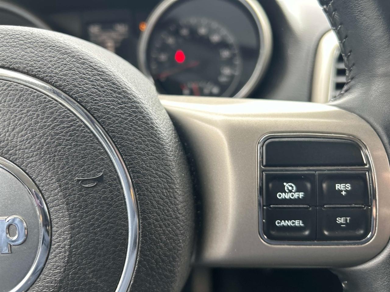 Jeep Grand Cherokee  2013