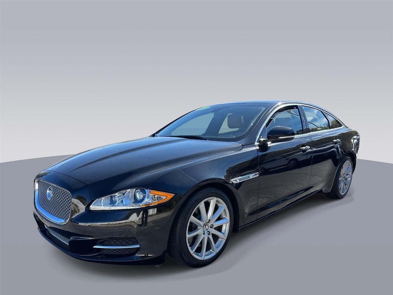 Jaguar XJ-Series  2013