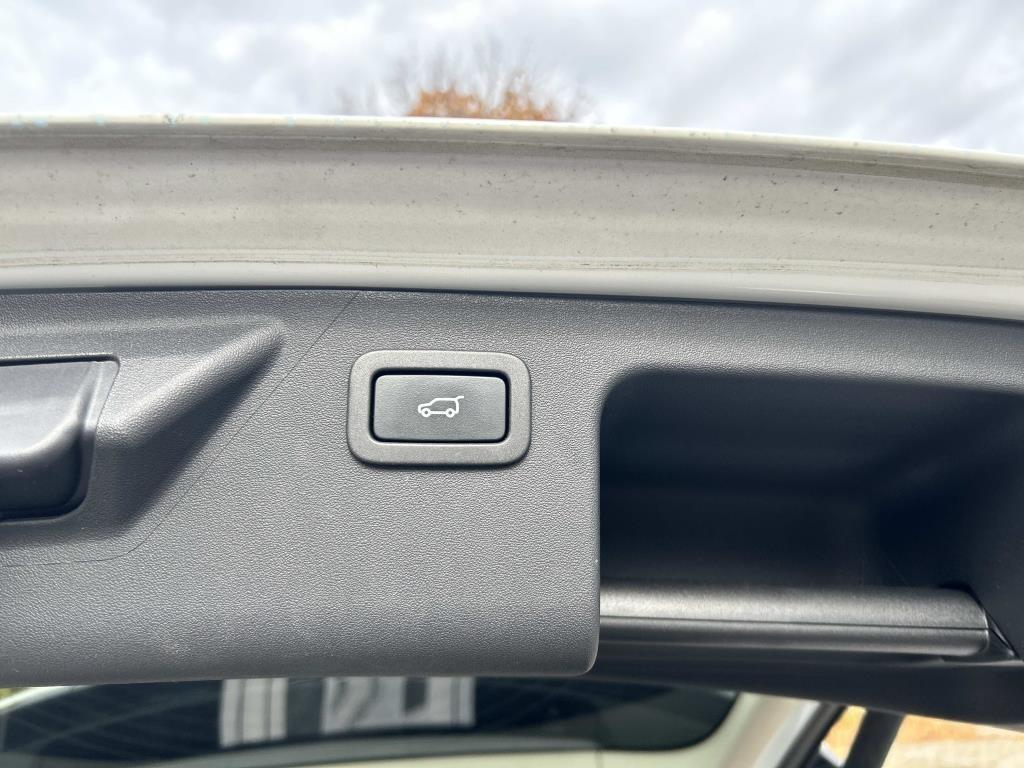 Land Rover Discovery Sport  2018