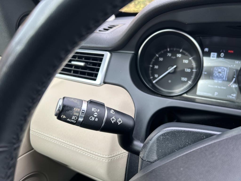 Land Rover Discovery Sport  2018