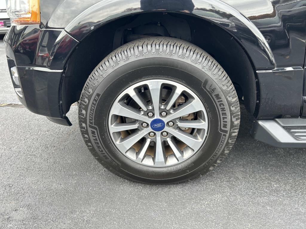 Ford Expedition  2017