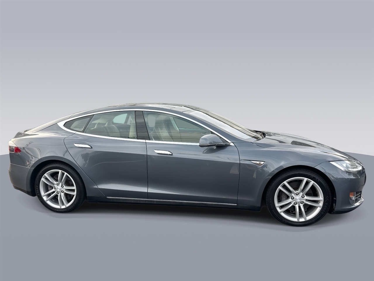 2013 Tesla Model S photo 2