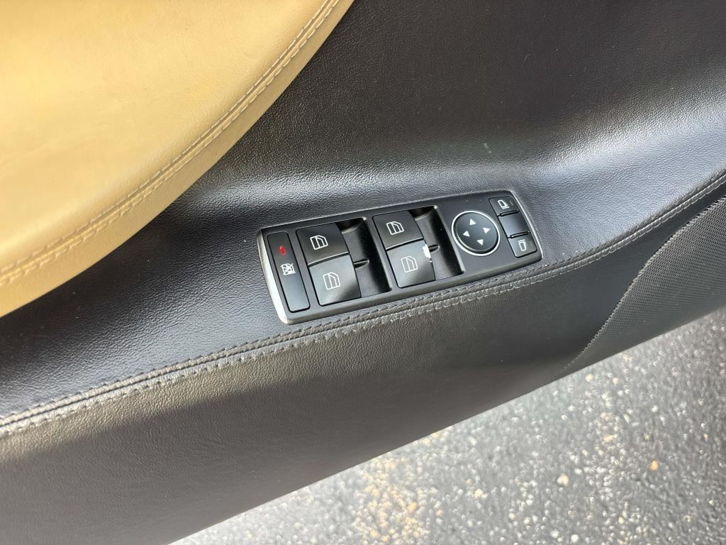 Tesla Model S  2013