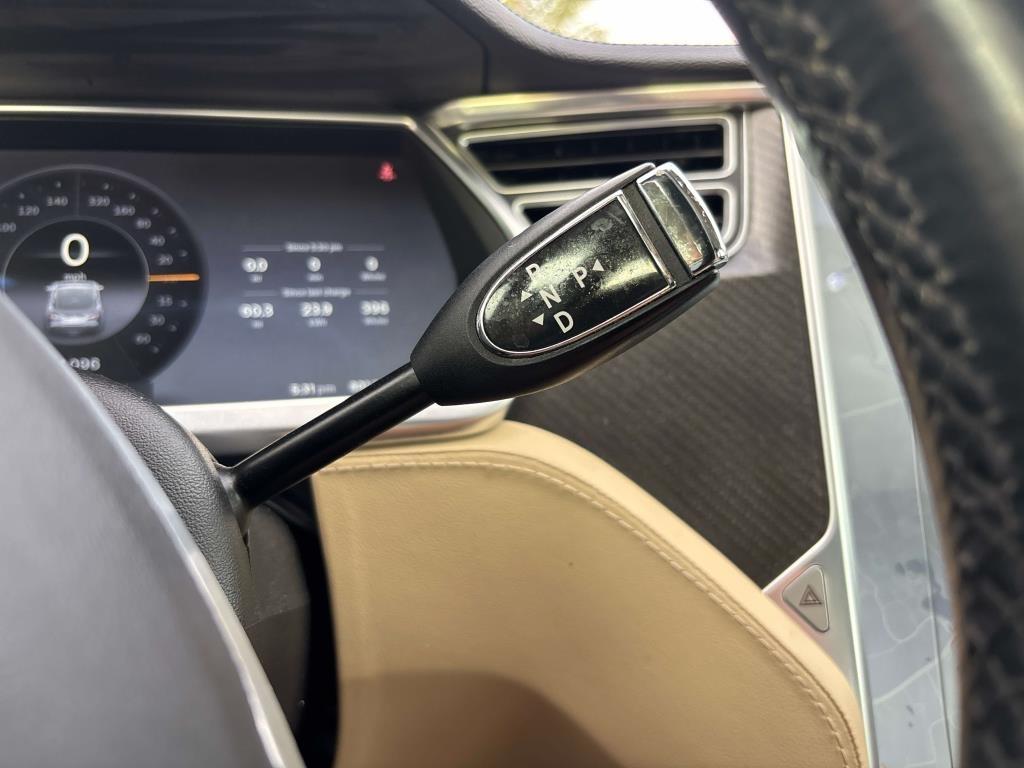 Tesla Model S  2013