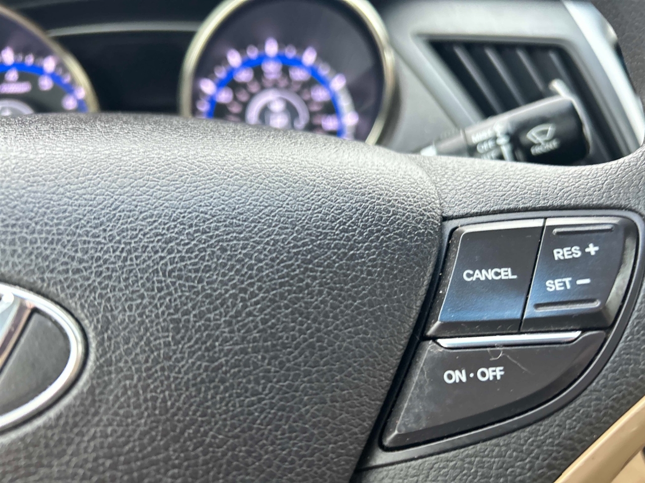 Hyundai Sonata  2012