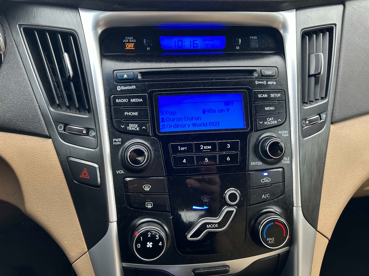 Hyundai Sonata  2012